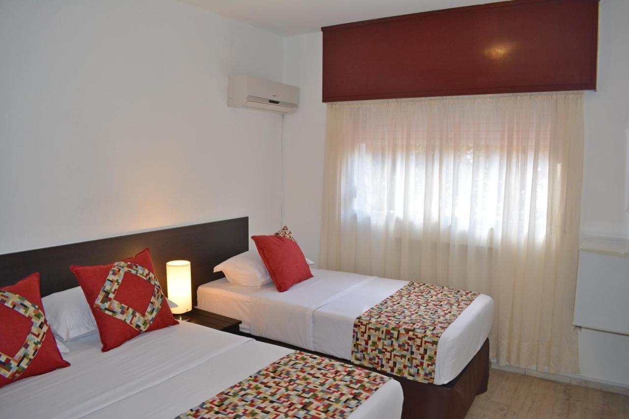 Hotel Express Maldonado Buitenkant foto