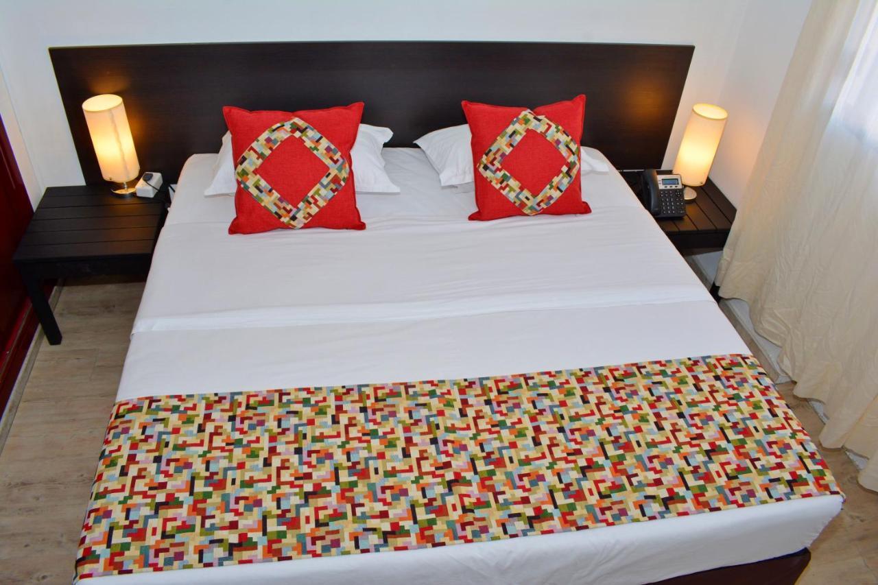 Hotel Express Maldonado Buitenkant foto